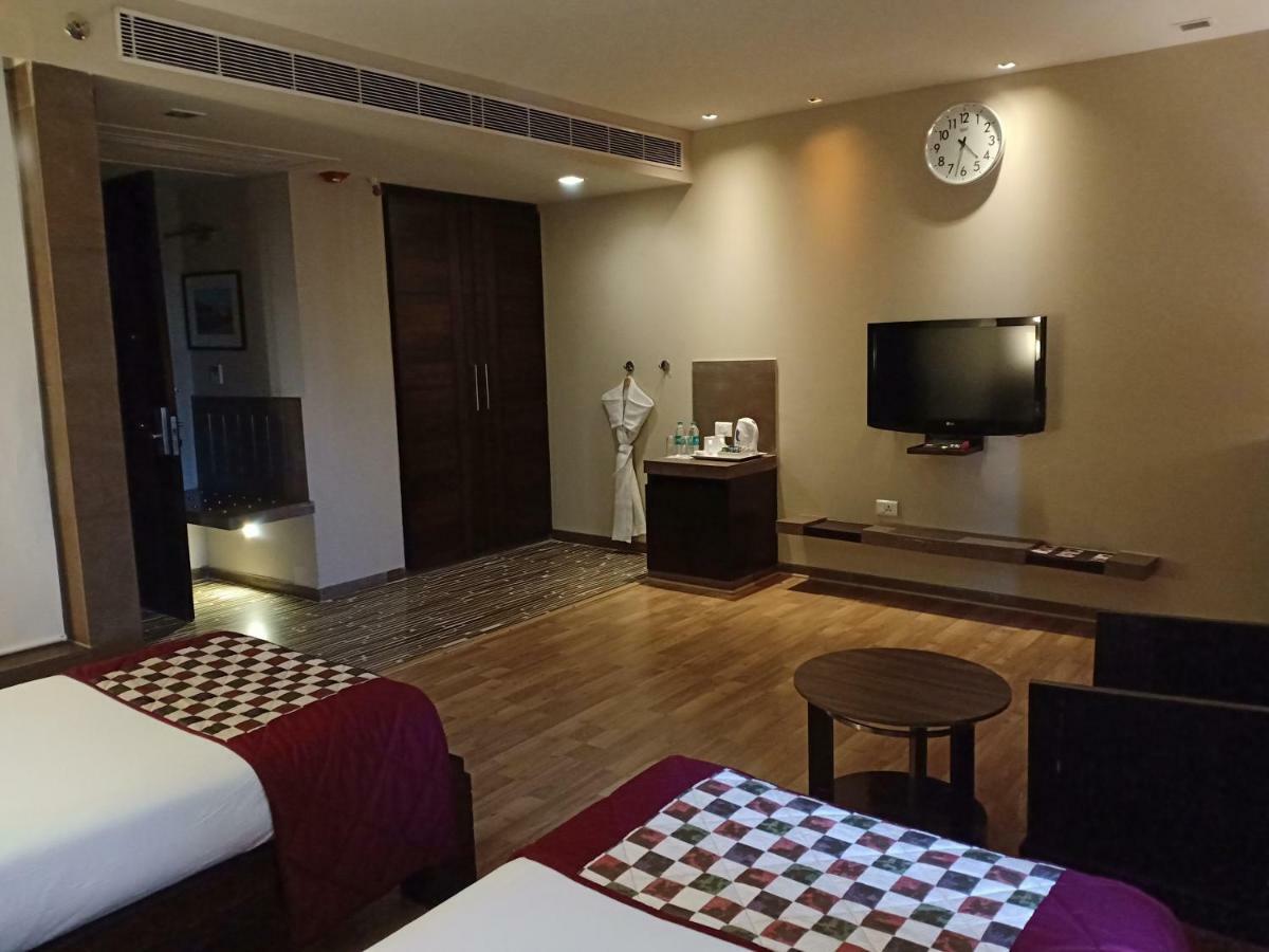 Ramada Ajmer Кишангарх Экстерьер фото